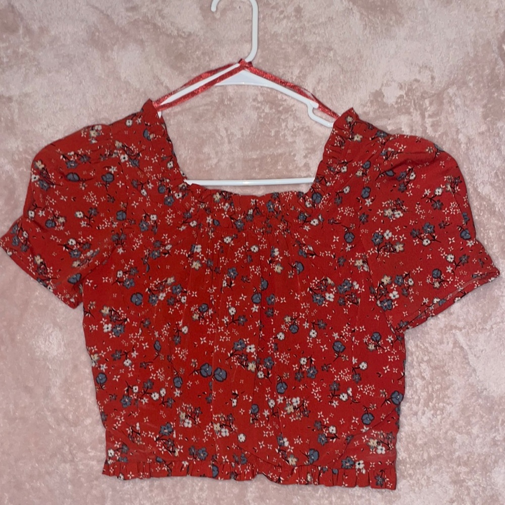 FLORAL TOP